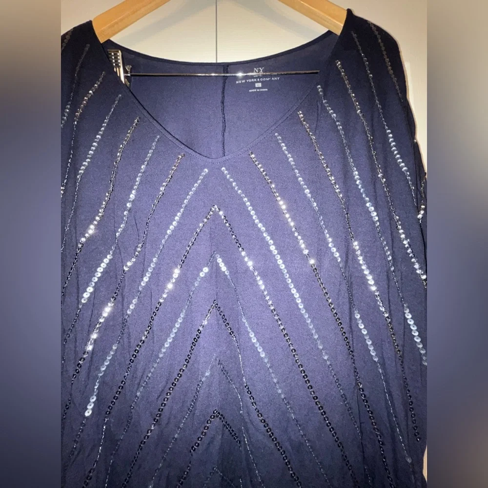 VGUC New York & Company Sequined Blouse - Navy - XL
